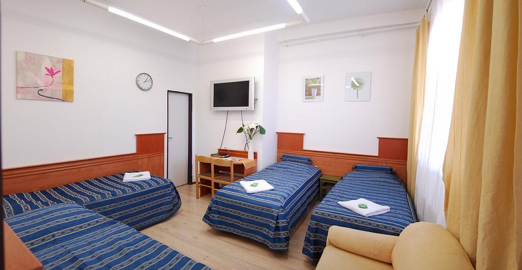 Free Zone Accommodation プラハ 部屋 写真